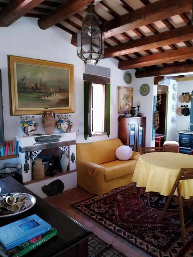 Il Corbezzolo Suite Appartament Кастелуцо Екстериор снимка